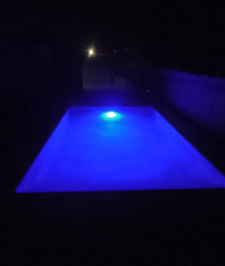 El Cauce Villa Navaluenga Eksteriør billede