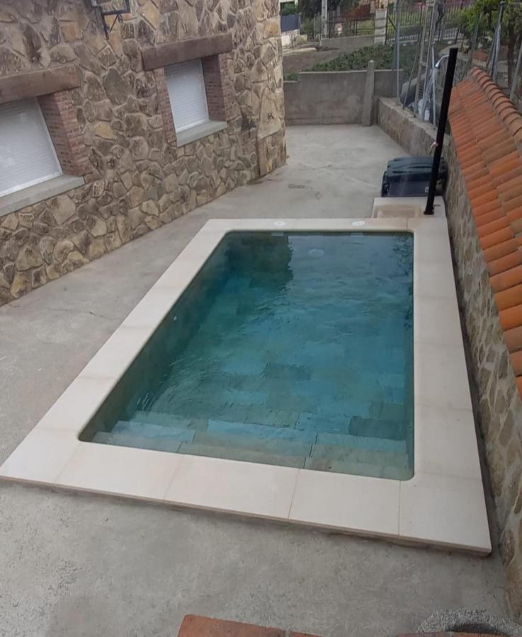 El Cauce Villa Navaluenga Eksteriør billede