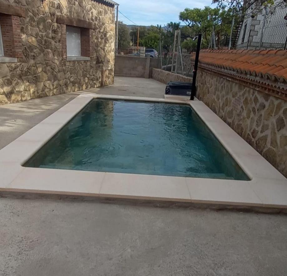 El Cauce Villa Navaluenga Eksteriør billede
