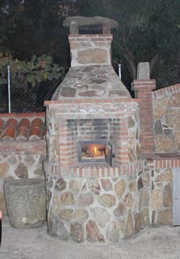 El Cauce Villa Navaluenga Eksteriør billede