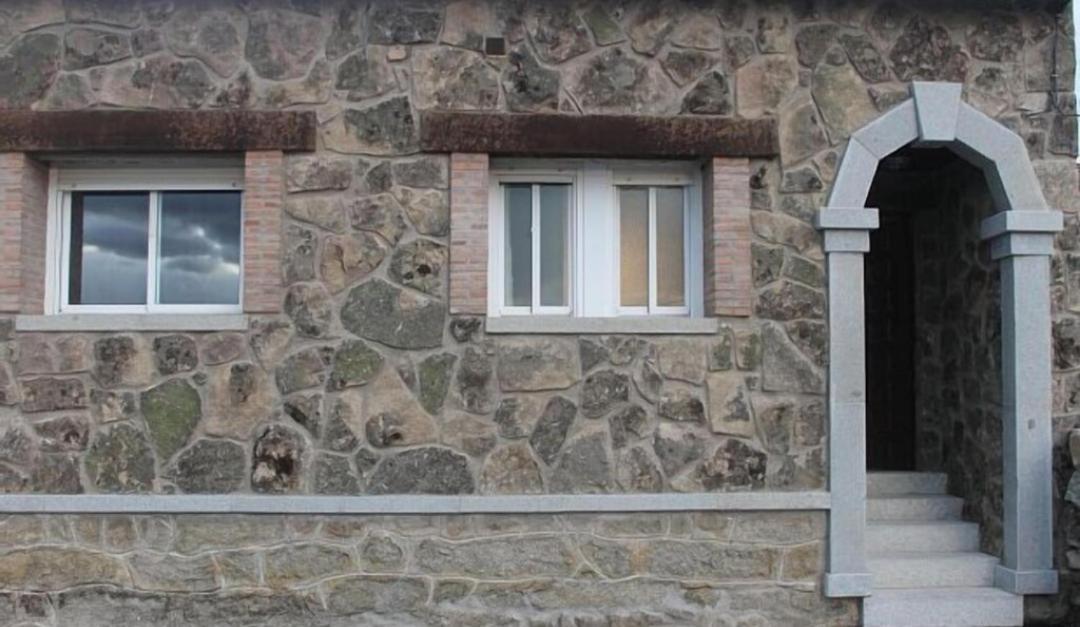 El Cauce Villa Navaluenga Eksteriør billede